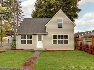 343 NW Zobrist St, Estacada, OR