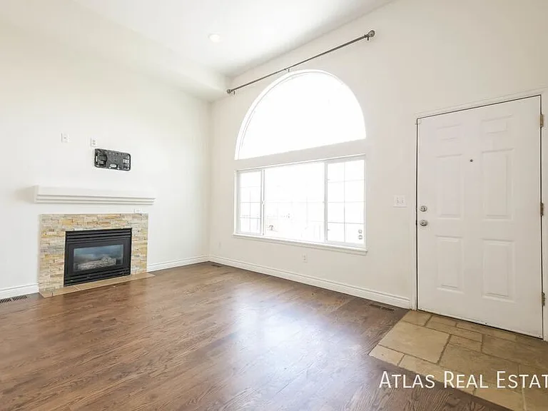 8199 Welby Rd #1105 — Photo 4