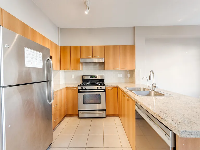 7288 Heather St #92 — Photo 16