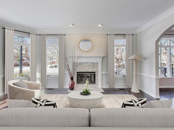 4th image of 5937 N Sauganash Ln