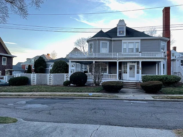 3 bed, 1500 sqft, $3,000 — Photo 1