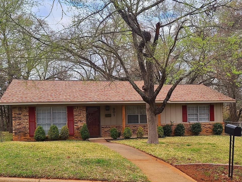 1st image of 301 Sierra Dr