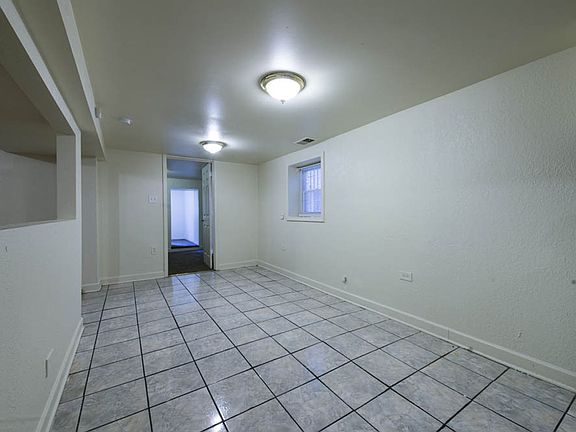 4th image of 6210 S Whipple St #2