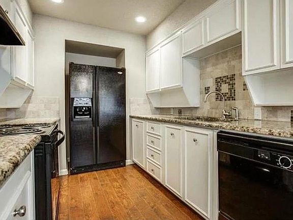 2nd image of 3801 Eugene Ct N