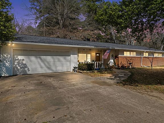 5th image of 3605 Indian Springs Rd