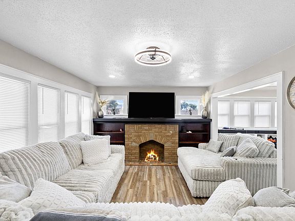 2nd image of 4439 N 27th STREET