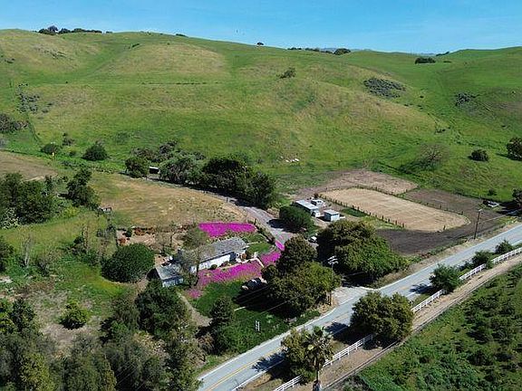 2nd image of 3463 Calaveras Rd
