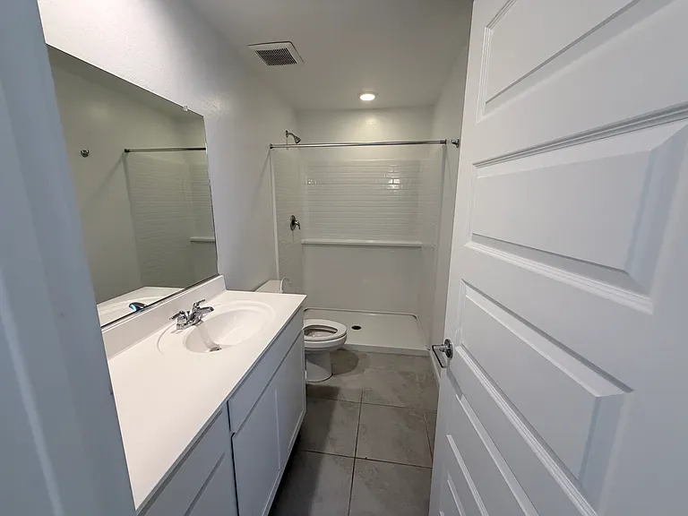 36535 W Mondragone Ln — Photo 17