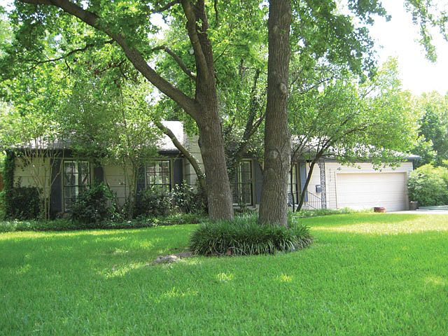 1st image of 5702 Greenbrier Dr