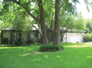 5702 Greenbrier Dr, Dallas, TX 75209