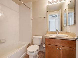 1852 Bonanza St #2, Walnut Creek, CA 94596