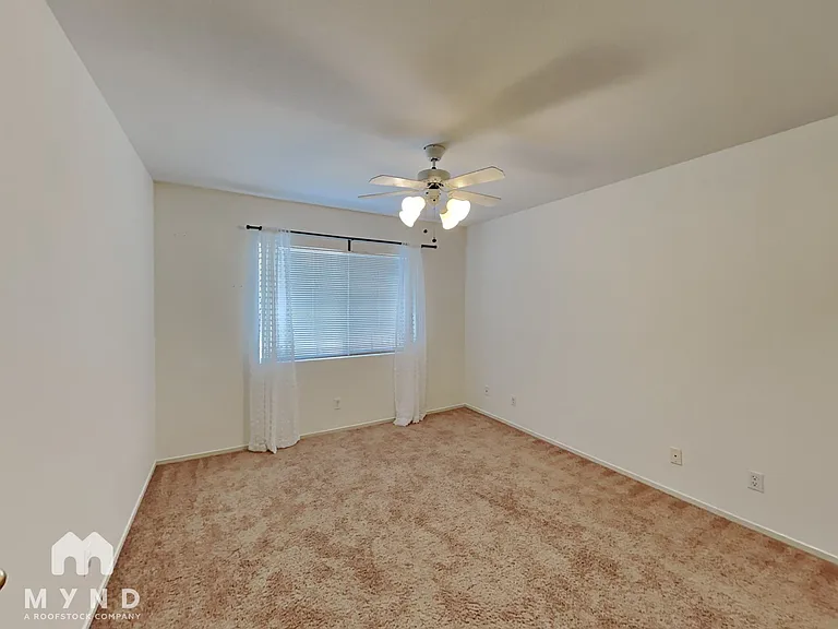 8042 Laurena Ave — Photo 22