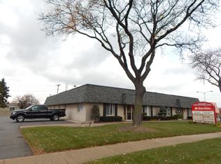 11455 E 13 Mile Rd, Warren, MI 48093