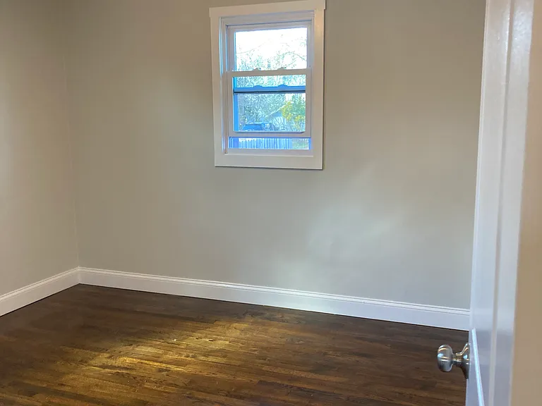 180 Seabreeze Ave — Photo 13