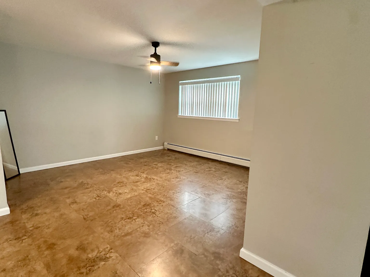 1 bed, 670 sqft, $1,650 — Photo 4