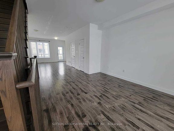 5th image of 540 Essa Rd #17