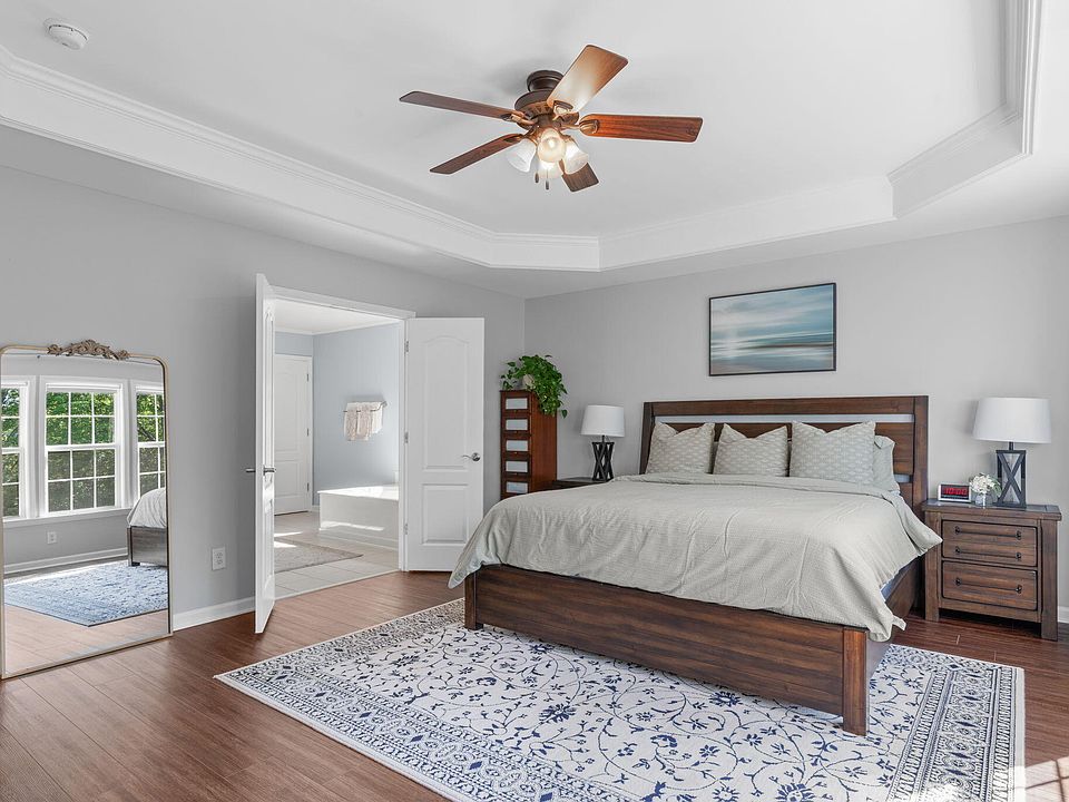 ジョリーフルール　マイリトルテイラー2025軒先　Wファスナーサコッシュ⑪ 206 Slate Blue Pl, Cary, NC 27519 | Zillow