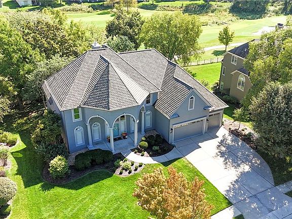 2nd image of 15414 Ironhorse Cir