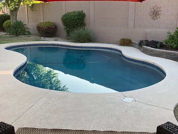 2nd image of 650 W Mountain Vista Dr