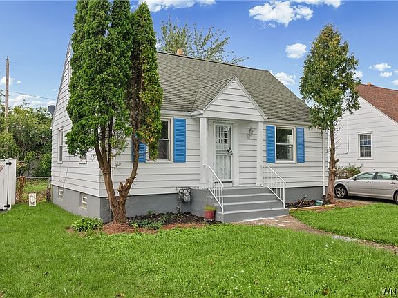 3rd image of 224 Phyllis Ave