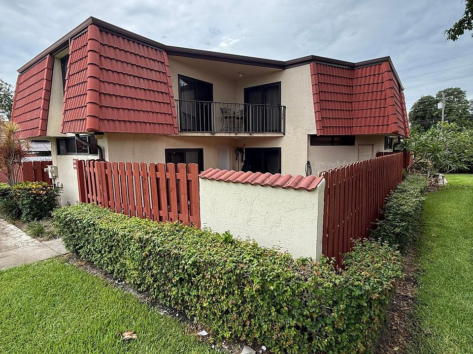 1st image of 3830 Victoria Drive