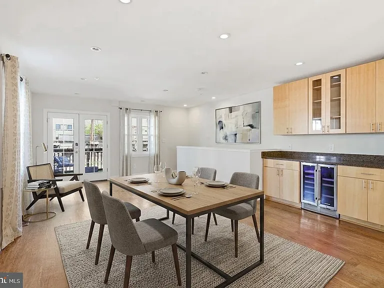 1820 Independence Ave SE #1 — Photo 9