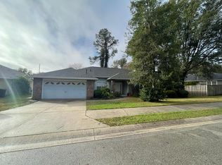 8221 SW 51st Rd, Gainesville, FL 32608