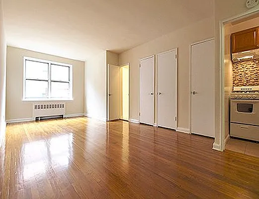 Rented by SW Queens Mezzanine | media 10