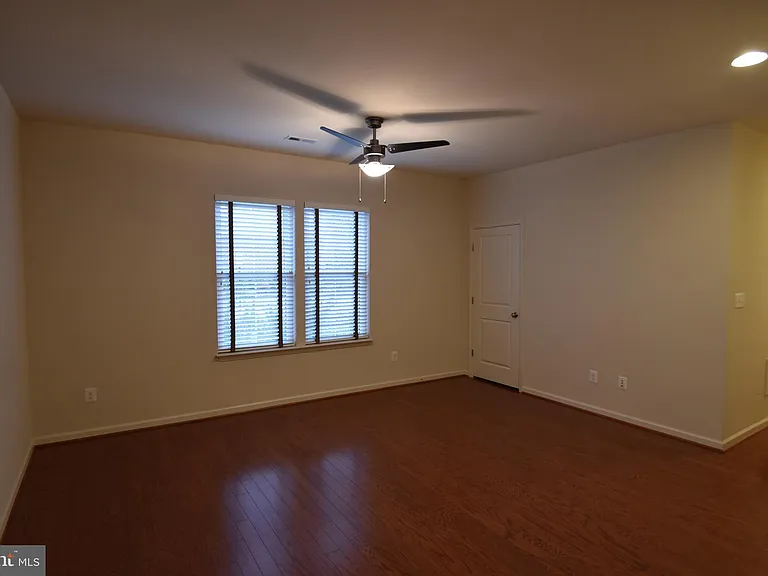 20425 Codman Dr — Photo 26