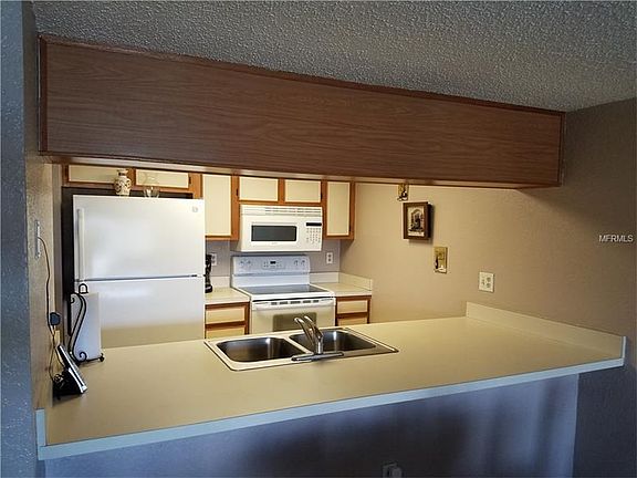 4th image of 4080 Oakview Dr #B