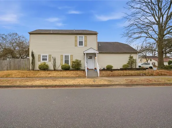 1261 Lord Dunmore Dr, Virginia Beach, VA 23464