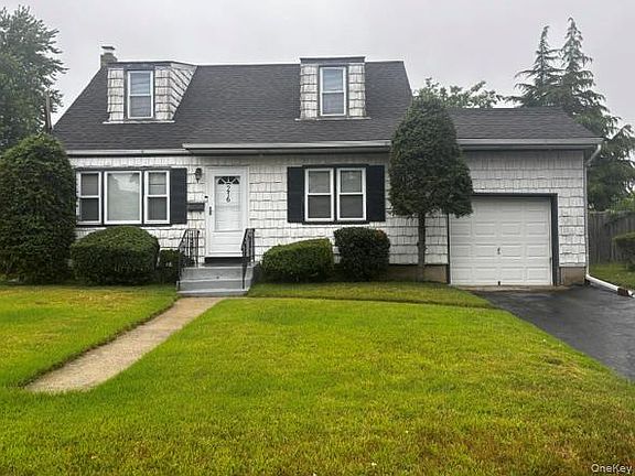 2nd image of 216 Bergen Court