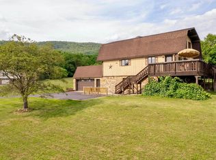 62 McClintick Rd, Mill Hall, PA 17751