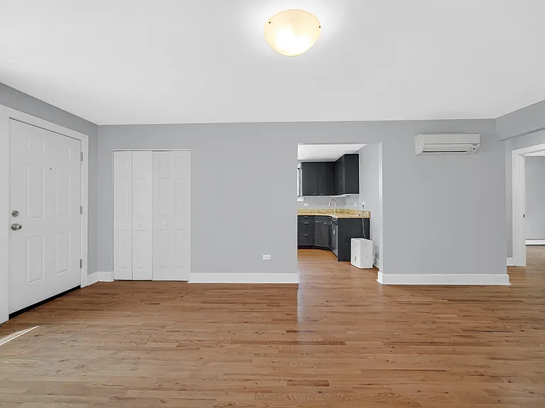 2620 W Foster Ave #1 — Photo 9