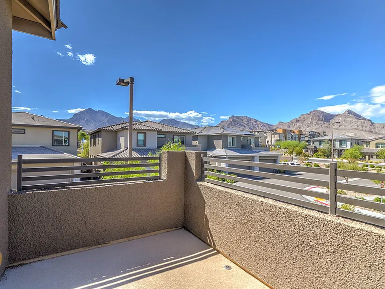 11737 Bearpaw Meadow Ave — Photo 9