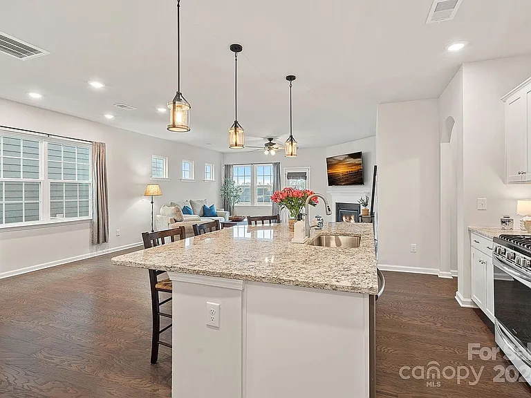4041 Whipcord Dr — Photo 27