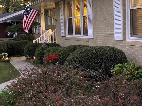 4th image of 8802 Camille Dr SE