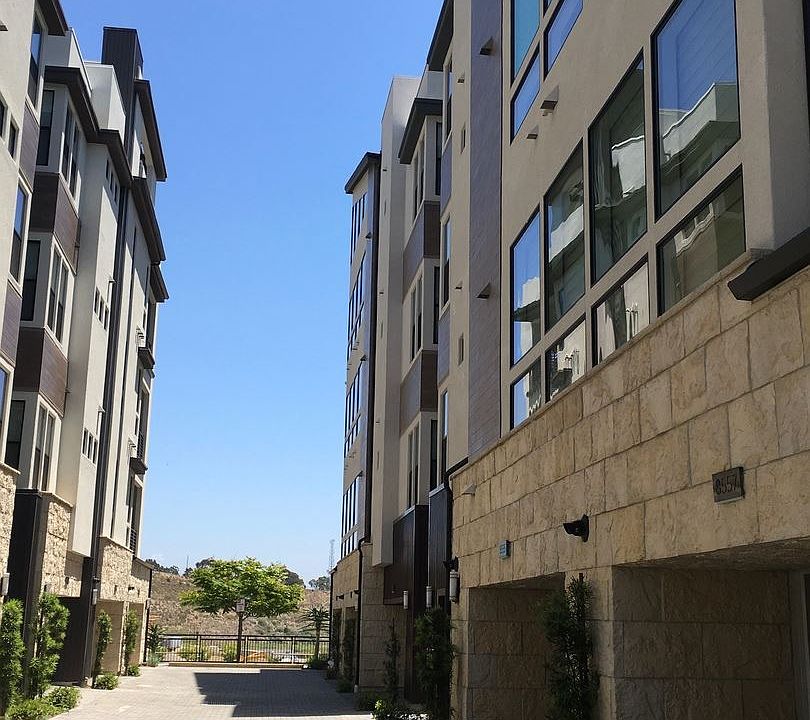 1st image of 8525 Aspect Dr