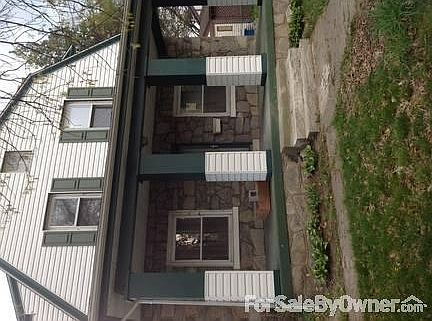 2nd image of 207 E Parkway Ave