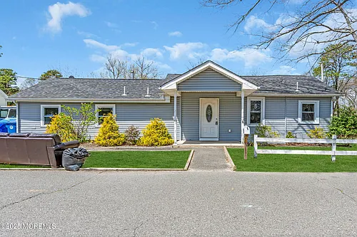 351 Hulse Ave Photo 1