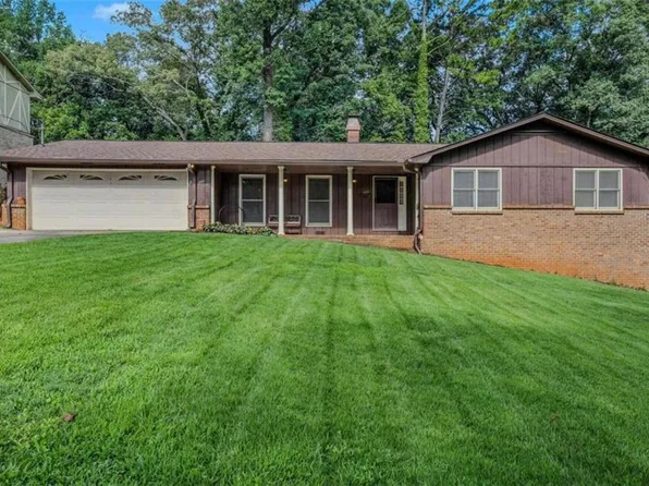 3851 Raiders Ridge Dr, Lithonia, GA 30038