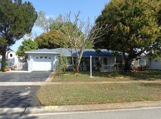 6165 26th Ave N, Saint Petersburg, FL 33710