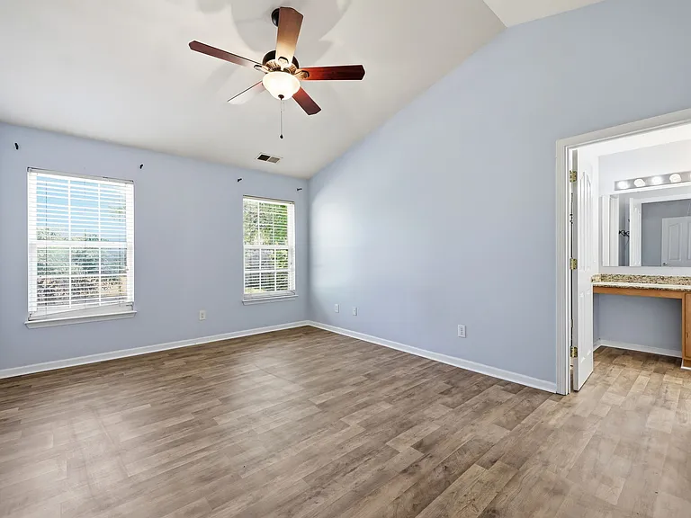3440 Royal Highland Dr — Photo 10