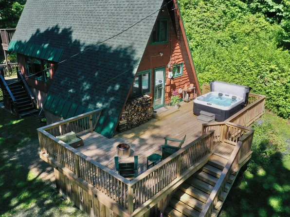 301 Ives Road, Killington, VT 05751