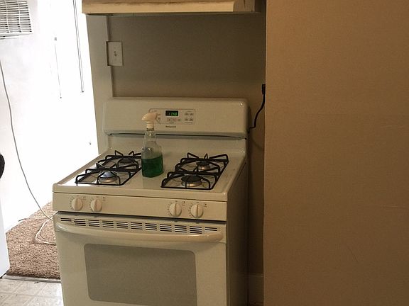 2nd image of 1437 Lemoyne St