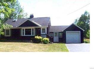 6151 Ward Rd, Orchard Park, NY 14127