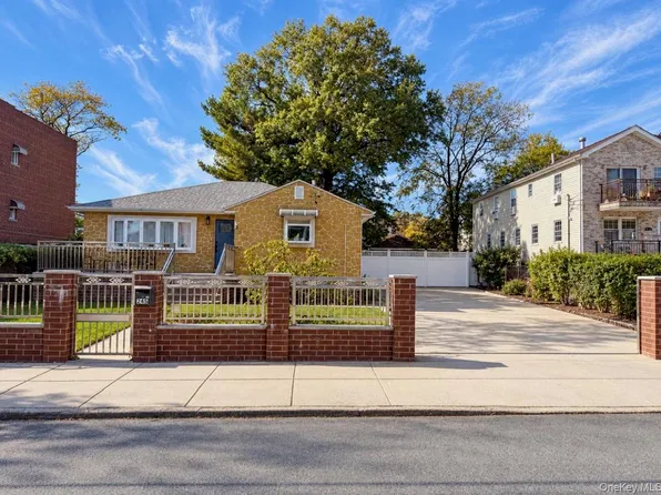 245 Newman Avenue, Bronx, NY 10473
