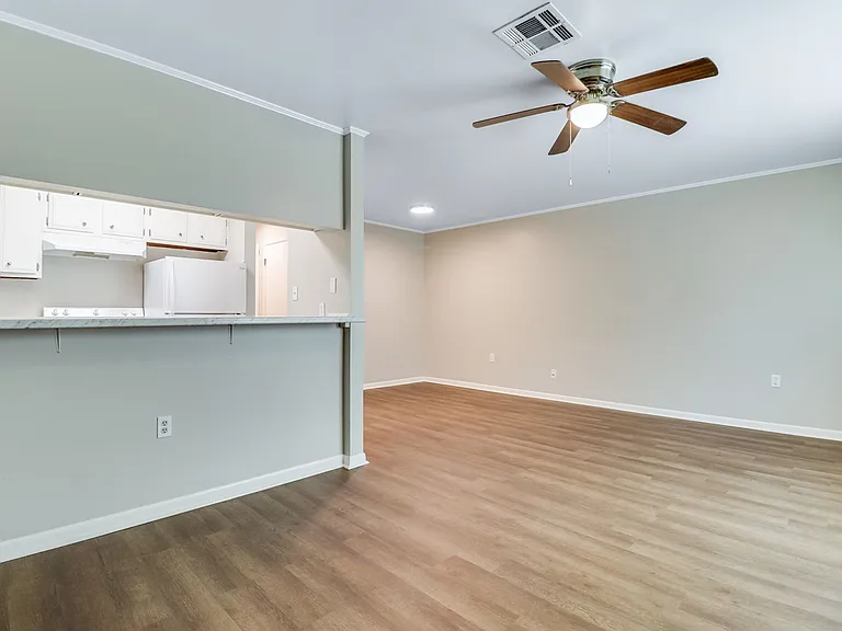 County View Apartments — Photo 47