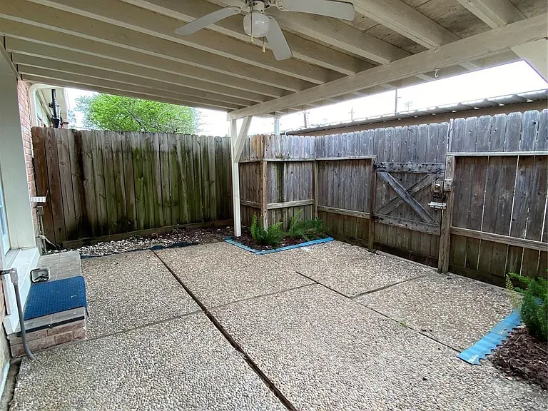 14551 Misty Meadow Ln — Photo 21