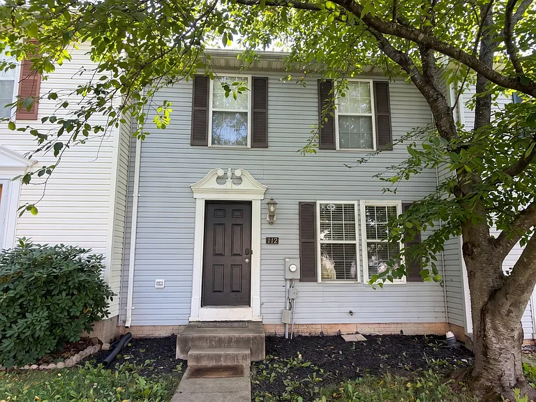 112 Stull Ct #1 — Photo 2